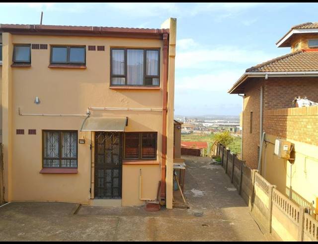 3 BEDROOM HOUSE FOR SALE IN ORIENT HILLS